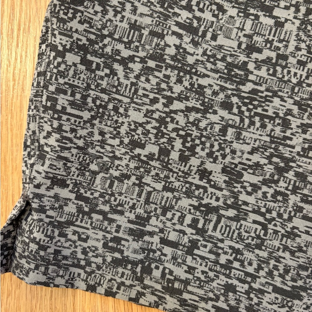 Lululemon T.H.E. Short *Linerless 7" - Picture 3 of 7